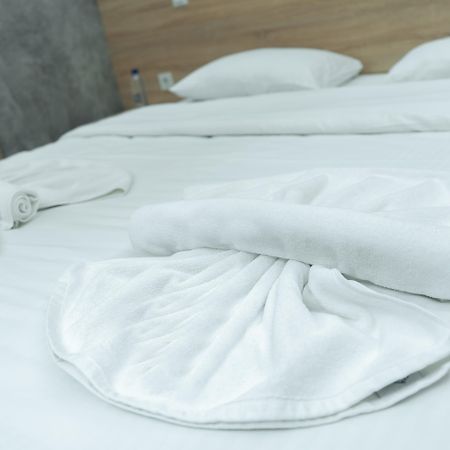 Hotel De Koka Скопие Екстериор снимка