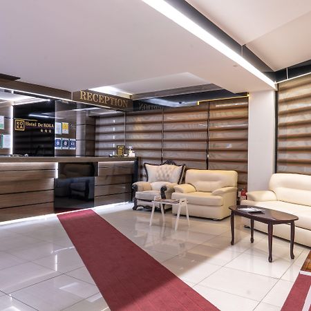 Hotel De Koka Скопие Екстериор снимка