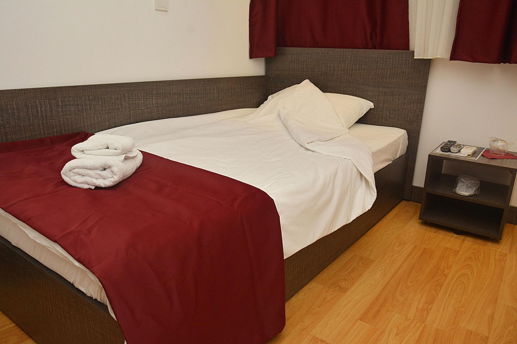 Hotel De Koka Скопие Екстериор снимка