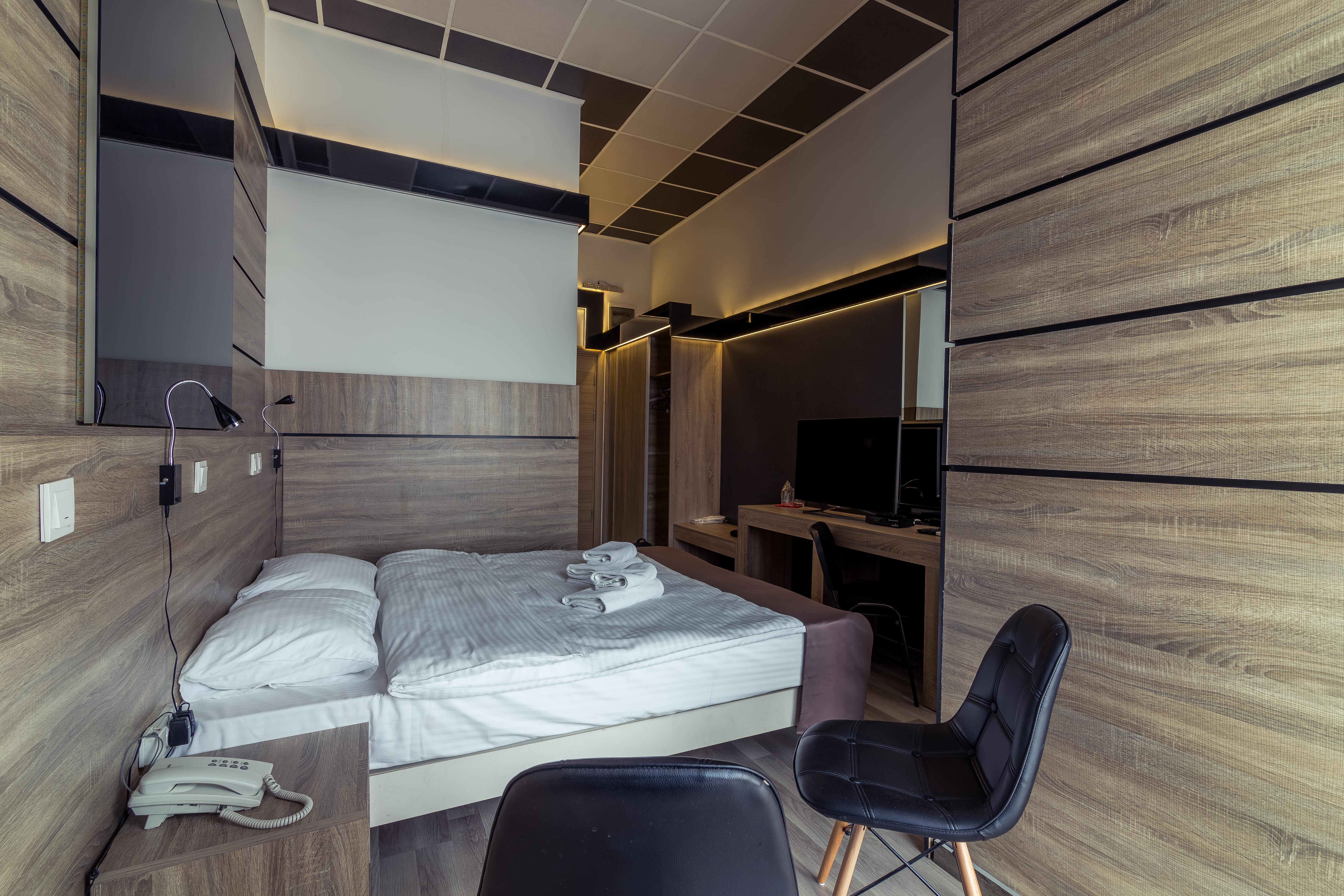 Hotel De Koka Скопие Екстериор снимка