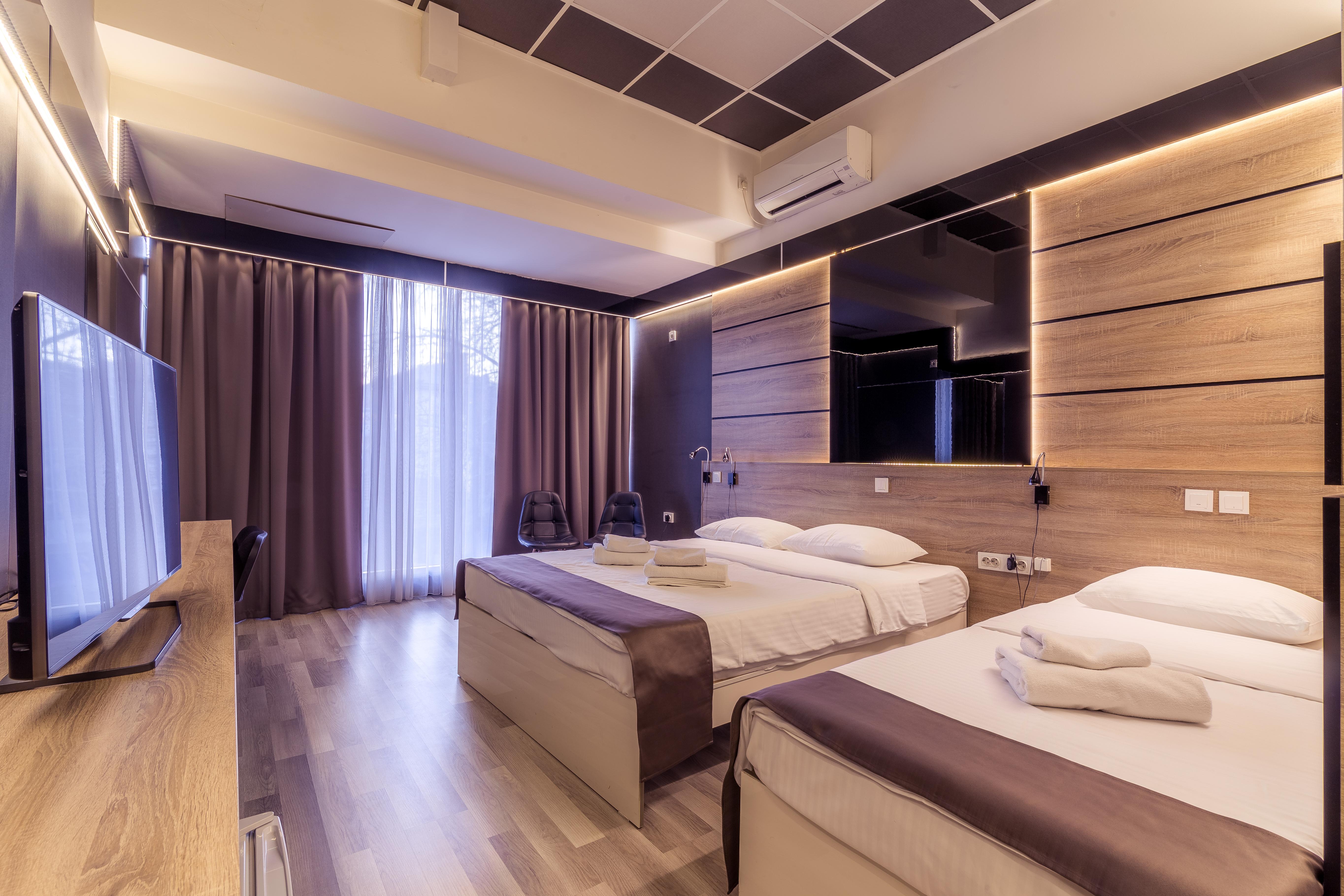 Hotel De Koka Скопие Екстериор снимка