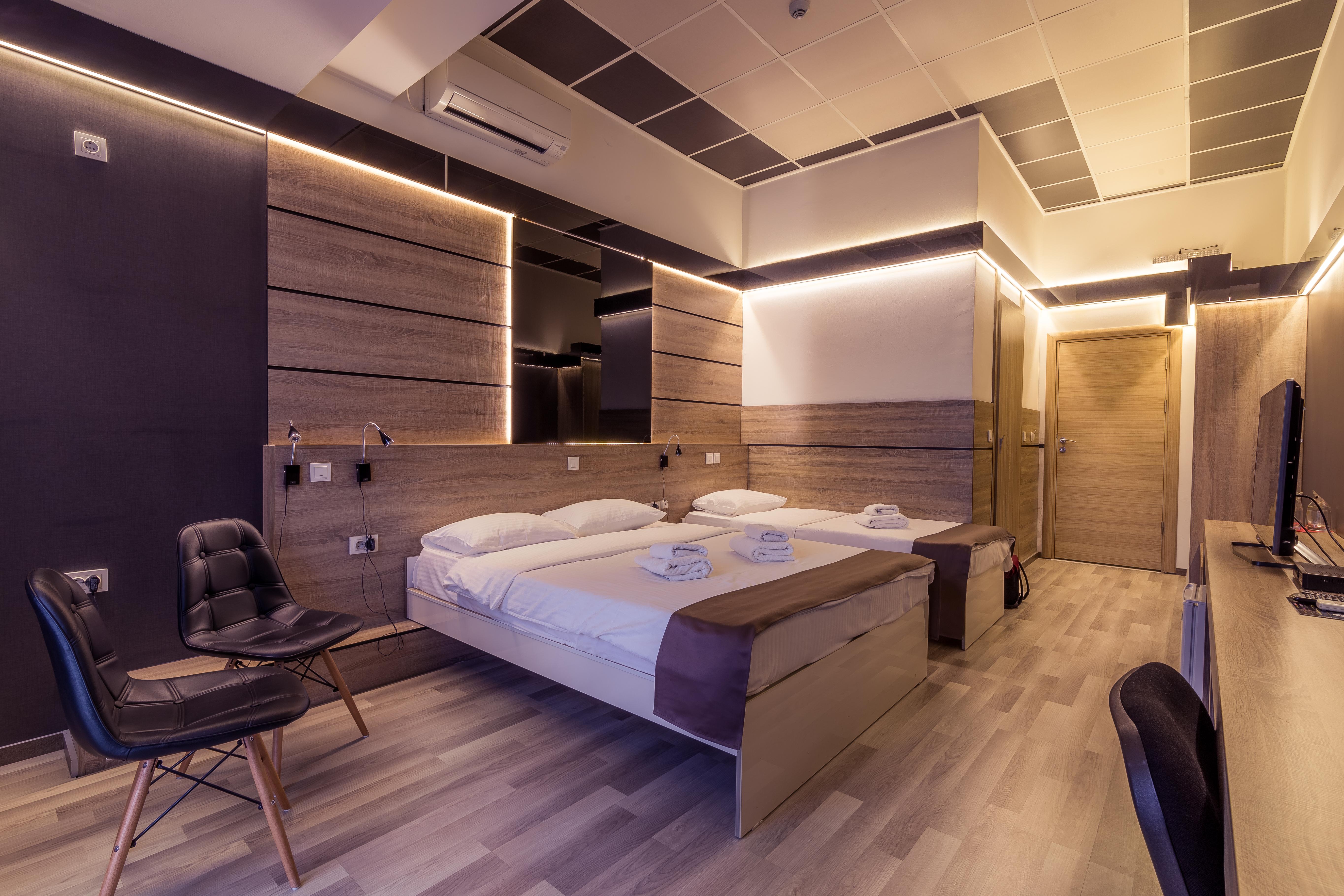 Hotel De Koka Скопие Екстериор снимка