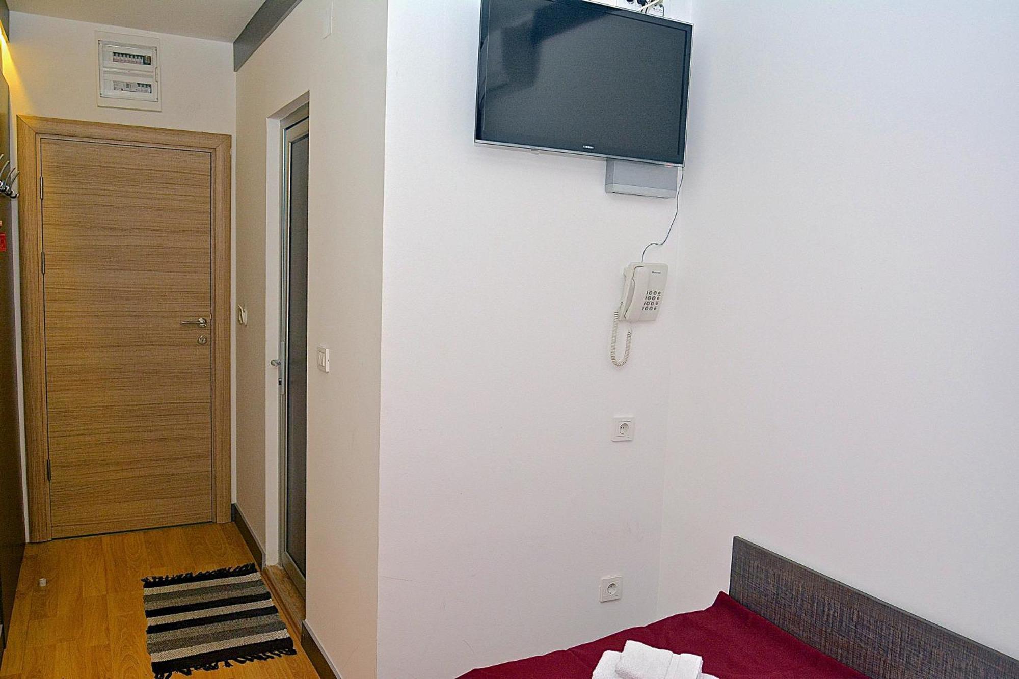 Hotel De Koka Скопие Стая снимка