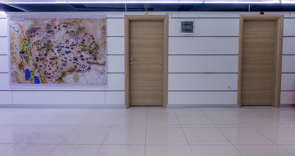 Hotel De Koka Скопие Екстериор снимка